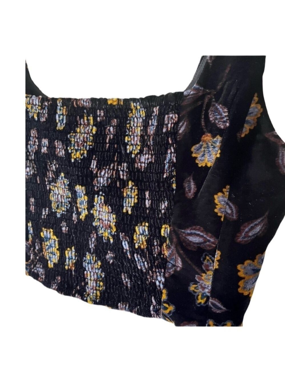 Rachel Zoe Black Velvet Floral Smocked Back Crop Tank Top NWT Size 8 - Picture 3 of 8